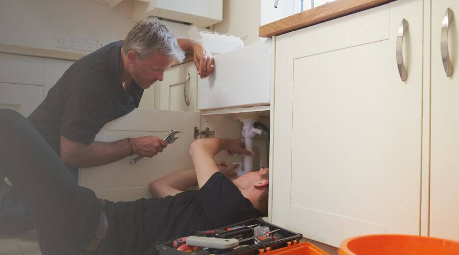 Professional burst pipe repair services in La Blanca, TX